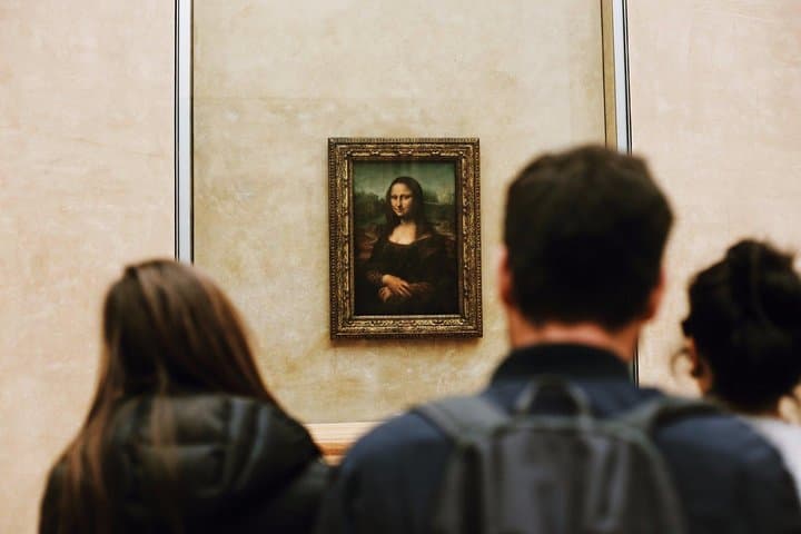 جولة إرشادية أساسية في متحف اللوفر باريس، شبه خاصة، 6 أشخاص كحد أقصى