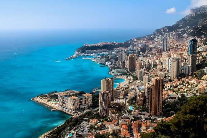 جولة خاصة نصف يوم إلى إيزي وموناكو