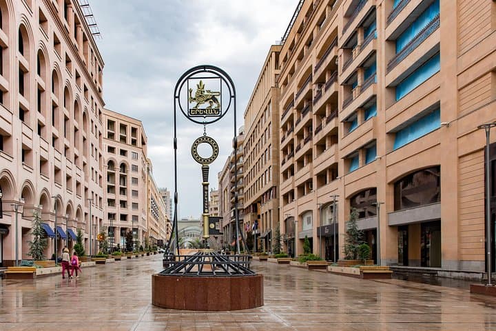 نقل خاص من أرمينيا إلى جورجيا مع جولة