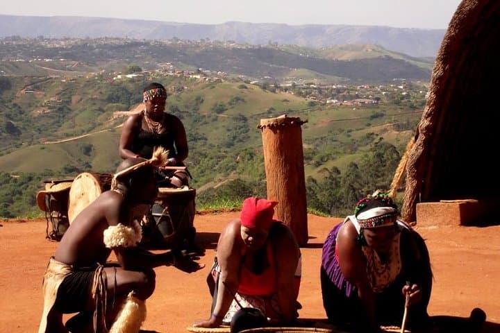 تجربة الزولو الثقافية - جولة إلى قرية iSithumba وPheZulu