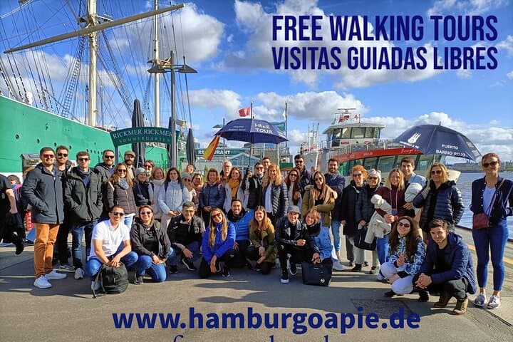 Port History with Hamburg Walking