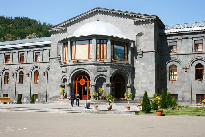 Gallery image 3