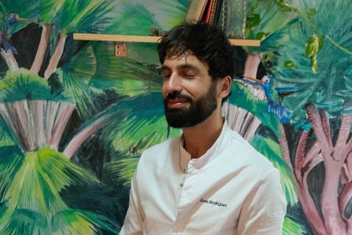 دروس الطبخ المنزلي في فالنسيا بايلا وتاباس مع الشيف المحلي خوسيه