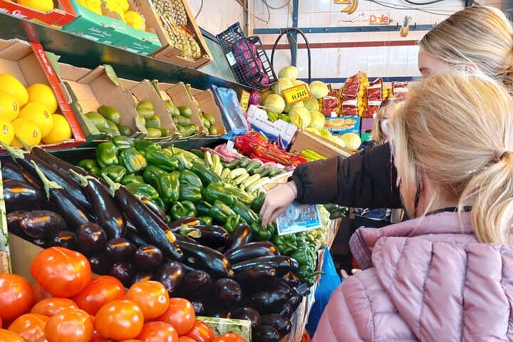 سالونيك: دروس الطبخ اليوناني، زيارة السوق والغداء