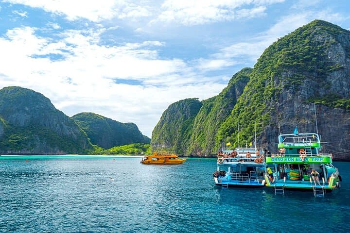 phi phi island see view