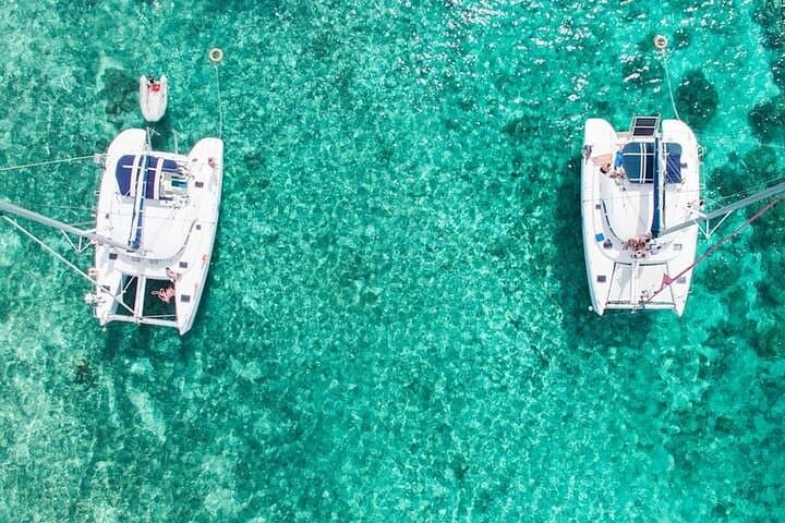 موريشيوس: جولة Ile Aux Cerfs Catamaran مع الغداء والمشروبات