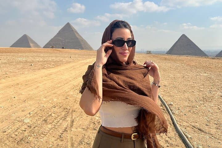 أهرامات أبو الهول المتحف المصري الكبير والبازار أو فلوكة النيل