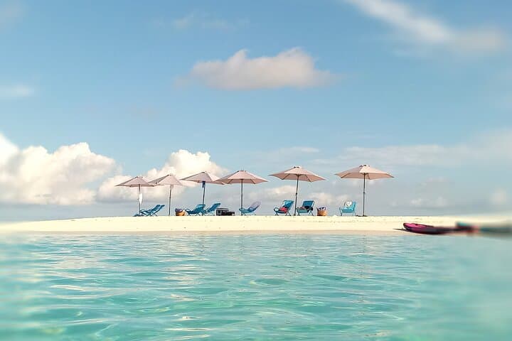 Malé Serenity Sandbank للغطس وإطلالات على غروب الشمس