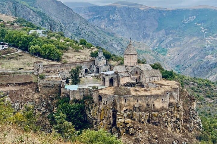 جولة خاصة: خور فيراب-أريني-نورافانك-تاتيف