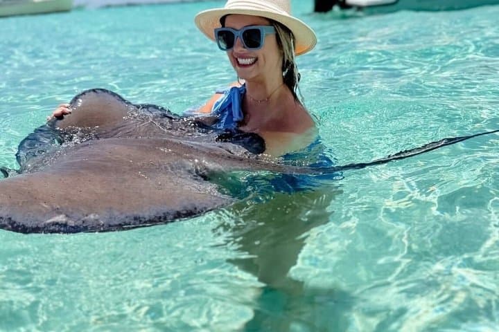 مواثيق Aquaholic: مغامرة فاخرة في جزيرة كايمان لمدة 2 - 4 ساعات
